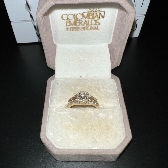 🌟14k YELLOW GOLD & 1.50ct HALO 💎DIAMOND ENGAGEMENT RING SIZE 7 - Picture 10 of 12